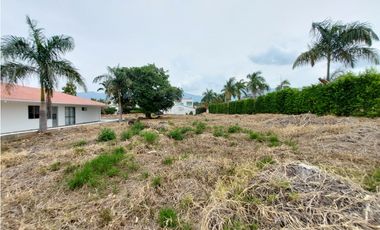 VENTA LOTE ESQUINERO SUPER UBICADO EN EL MEJOR CONDOMINIO DE CHINAUTA
