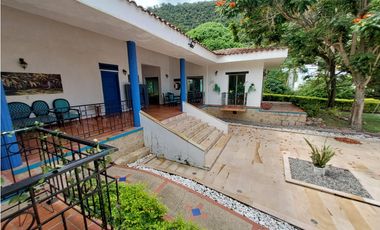 VENTA CASA FINCA EN CONJUNTO CERRADO EN CHINAUTA CUNDINAMARCA