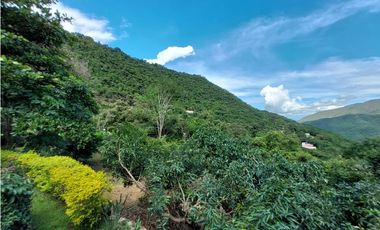 VENTA CASA FINCA EN CONJUNTO CERRADO EN CHINAUTA CUNDINAMARCA