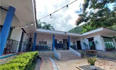 VENTA CASA FINCA EN CONJUNTO CERRADO EN CHINAUTA CUNDINAMARCA