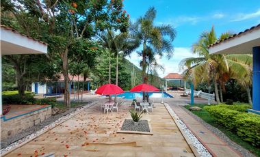 VENTA CASA FINCA EN CONJUNTO CERRADO EN CHINAUTA CUNDINAMARCA