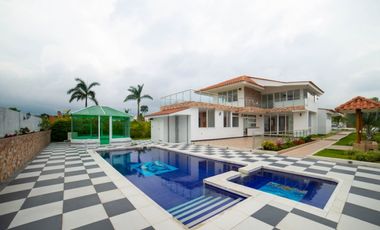 VEN PERMUTO LINDA CASA DENTRO DE CONDOMINIO EN FUSAGASUGA C/MARCA