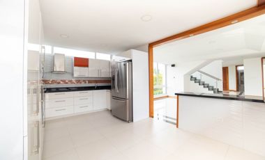 VEN PERMUTO LINDA CASA DENTRO DE CONDOMINIO EN FUSAGASUGA C/MARCA