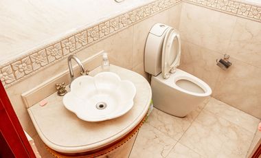 SE ALQUILA CASA EN CALI EL INGENIO CON PISCINA PARQ. 4 CARROS LUJO