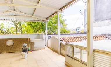 SE ALQUILA CASA EN CALI EL INGENIO CON PISCINA PARQ. 4 CARROS LUJO