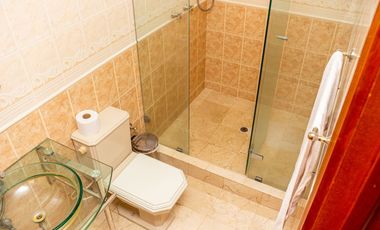 SE ALQUILA CASA EN CALI EL INGENIO CON PISCINA PARQ. 4 CARROS LUJO