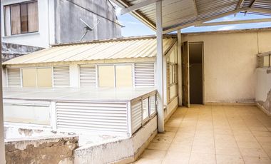 SE ALQUILA CASA EN CALI EL INGENIO CON PISCINA PARQ. 4 CARROS LUJO