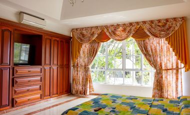 SE ALQUILA CASA EN CALI EL INGENIO CON PISCINA PARQ. 4 CARROS LUJO