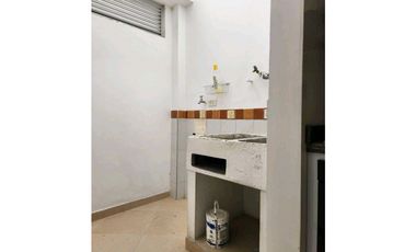 Se vende casa en conjunto cerrado excelente sector