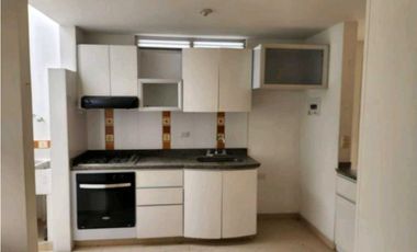 Se vende casa en conjunto cerrado excelente sector