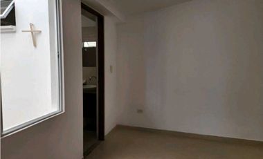 Se vende casa en conjunto cerrado excelente sector