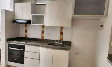 Se vende casa en conjunto cerrado excelente sector