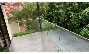 SE ALQUILA HERMOSA CASA EN CALI EN ZONA EXCLUSIVA DE  CIUDAD JARDIN