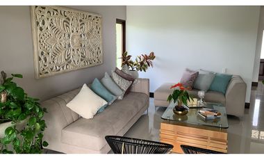 SE ALQUILA HERMOSA CASA EN CALI EN ZONA EXCLUSIVA DE  CIUDAD JARDIN