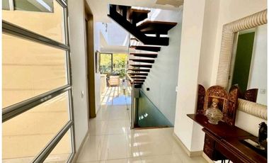 Acogedora Casa Envig Montessori 208m2 💰1970 Mill