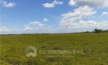 FINCA EN VENTA EN VEREDA EL GUAMO EN VILLAVICENCIO - META