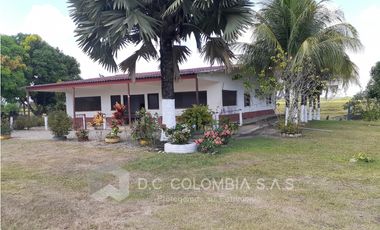 FINCA EN VENTA EN VEREDA EL GUAMO EN VILLAVICENCIO - META