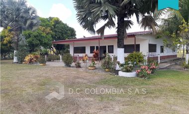 FINCA EN VENTA EN VEREDA EL GUAMO EN VILLAVICENCIO - META