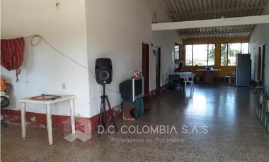 FINCA EN VENTA EN VEREDA EL GUAMO EN VILLAVICENCIO - META