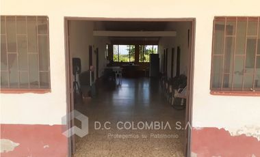 FINCA EN VENTA EN VEREDA EL GUAMO EN VILLAVICENCIO - META