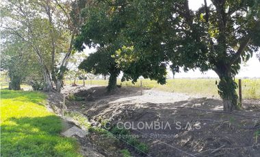 FINCA EN VENTA EN VEREDA EL GUAMO EN VILLAVICENCIO - META