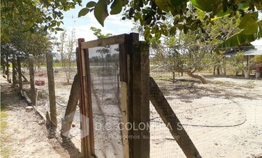 FINCA EN VENTA EN VEREDA EL GUAMO EN VILLAVICENCIO - META