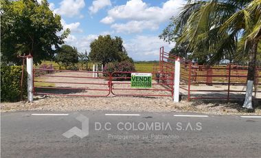 FINCA EN VENTA EN VEREDA EL GUAMO EN VILLAVICENCIO - META