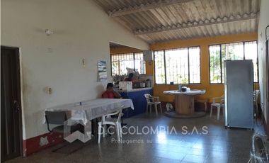 FINCA EN VENTA EN VEREDA EL GUAMO EN VILLAVICENCIO - META