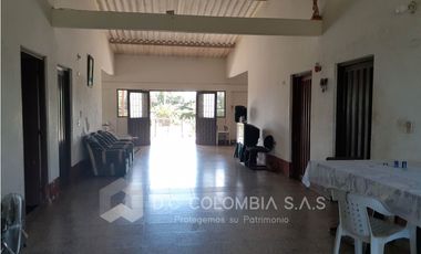 FINCA EN VENTA EN VEREDA EL GUAMO EN VILLAVICENCIO - META
