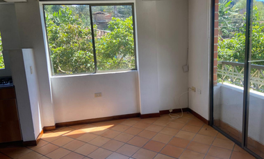 Casa Unifamiliar a  cuadras del parque principal -El  retiro