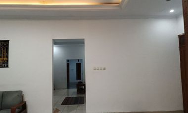 Rumah murah lahan luas 260 m2 di sumber Banjarsari