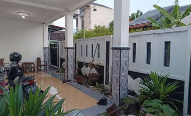 Rumah murah lahan luas 260 m2 di sumber Banjarsari