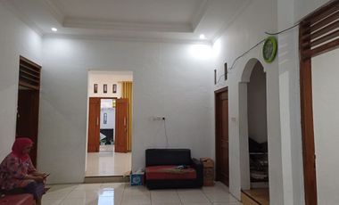Rumah murah lahan luas 260 m2 di sumber Banjarsari