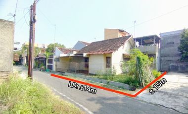 Rumah Strategis Dekat Kampus UNS dan RS Moewardi hitung Tanah