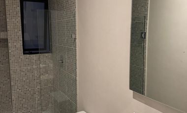 CASA DE 3 RECÁMARAS CON TERRAZA Y ALBERCA PRIVADA EN VENTA. PLAYA DEL CARMEN. ENTREGA INMEDIATA.