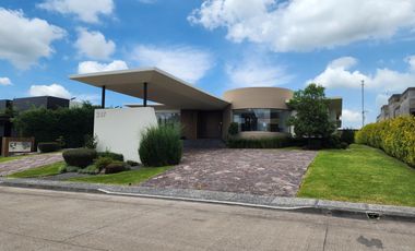Casa en Venta en Club de Golf Tres Marías DE UN NIVEL