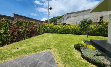 Casa en Venta en Club de Golf Tres Marías DE UN NIVEL