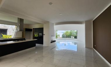 Casa en Venta en Club de Golf Tres Marías DE UN NIVEL