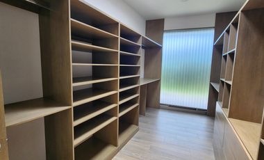 Casa en Venta en Club de Golf Tres Marías DE UN NIVEL