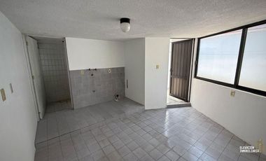 Renta de Casa en Tecamachalco, Fuente de Juventud, Naucalpan, Edo de México