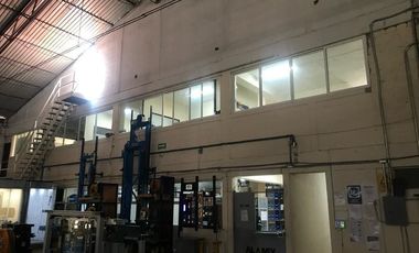 Bodega industrial uso de suelo HM3/25 detrás del AICM