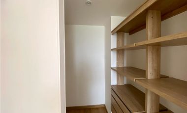 SE ARRIENDA HERMOSA CASA EN CAJICA