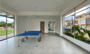 SE ARRIENDA HERMOSA CASA EN CAJICA