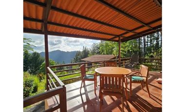 VENTA CASA CAMPESTRE EN ALTOS DEL MARIA VALENCIA 2100 M2 CV