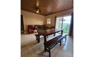 VENTA CASA CAMPESTRE EN ALTOS DEL MARIA VALENCIA 2100 M2 CV