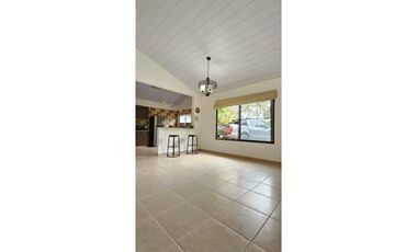 VENTA CASA EN ALTOS DEL MARIA CON 1264.33 M2 BUENA INVERSION CV