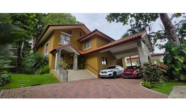 VENTA DE CASA EN CLAYTON - LOS SENDEROS DE CAMINO DE CRUCES