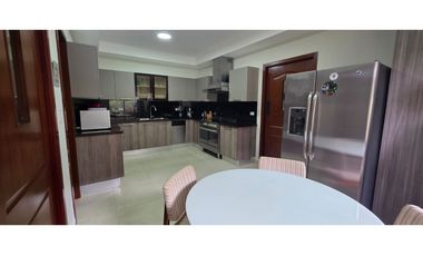 VENTA DE CASA EN CLAYTON - LOS SENDEROS DE CAMINO DE CRUCES