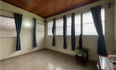 Venta de Casa de esquina en Penonomé, Calle Damián Carles.