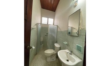 Venta de Casa de esquina en Penonomé, Calle Damián Carles.